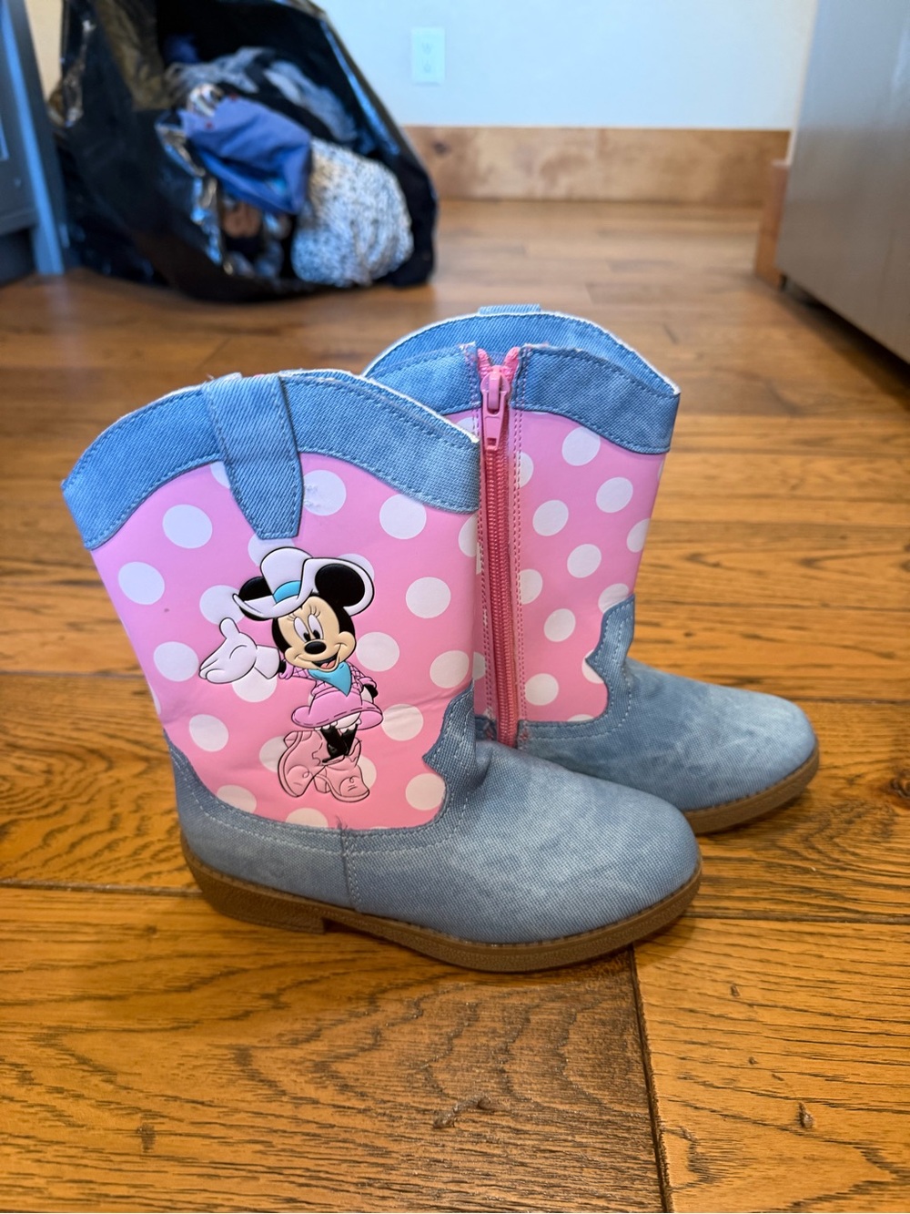 Minnie Mouse Boots size 12
